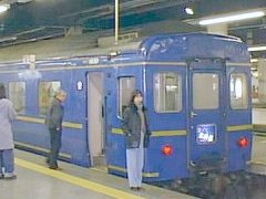 $B<c$$=w$N;R$bNs<V$HJB$s$G<L??$K!D(B