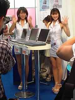 $B%+%a%i$N3'$5$s4qNo$K;#$C$F$M!#(B