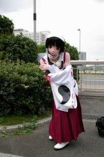 �����E�i����