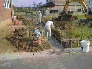配筋作業中 配筋作業中