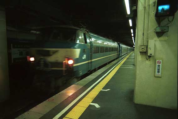 �Q����}�u�x�m�v