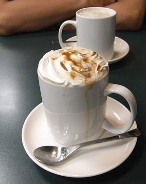 ラッキーコーヒー&カフェ・ラテ