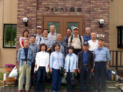 �t�H���X�g�̒r�̑O��