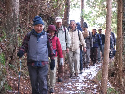 ��Â����擪�ɕ���