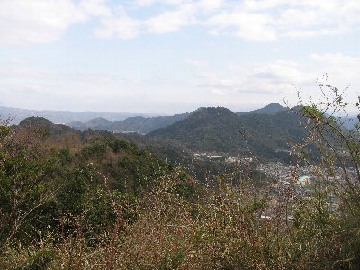 ���юR������ÃA���v�X��U��Ԃ�B